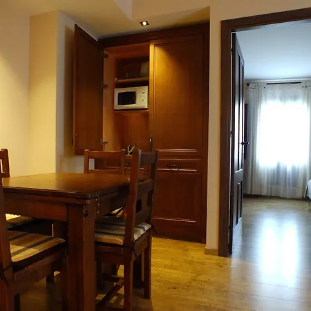 Areulo Szálloda Cerler