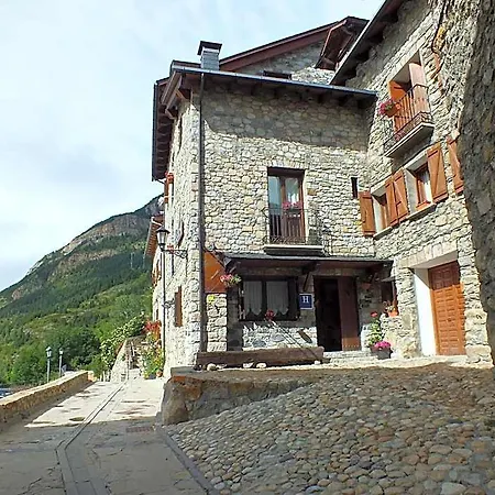 Areulo Szálloda Cerler