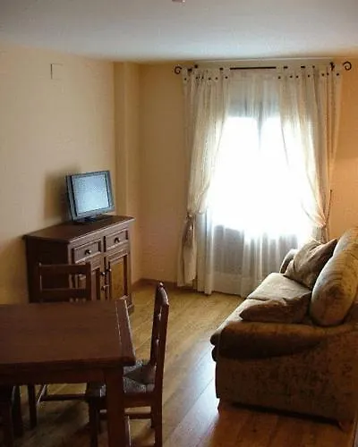 阿莱洛酒店 塞尔勒